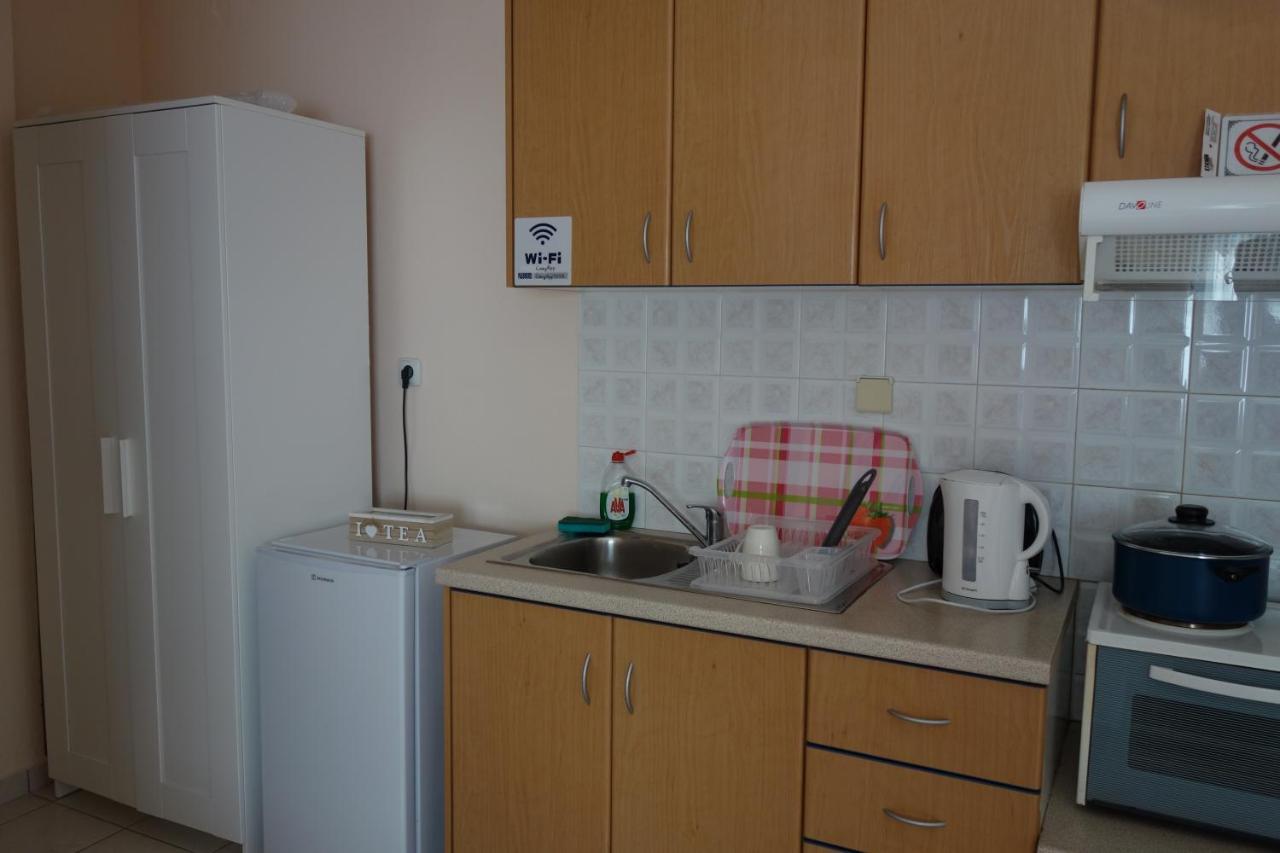 Kiki'S Cosy Apartments Nea Chili Luaran gambar